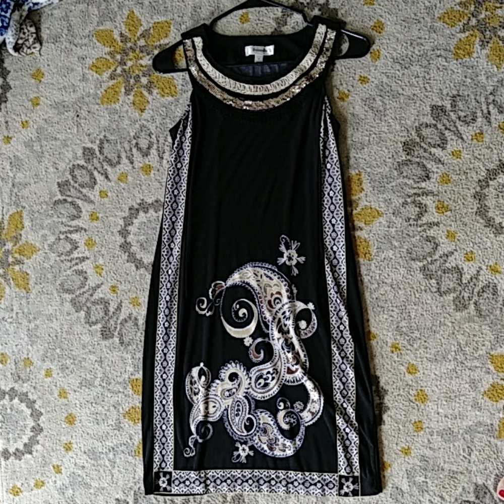 Sleek Detailed LBD! Business Casual size 4